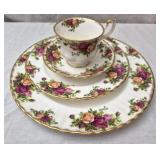 4 pcs set Royal Albert Old Country Roses 1962