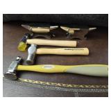2 salesman sample anvils and hammers