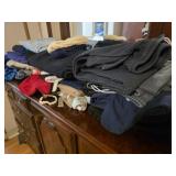Large Lot Ladies L Xlarge mostly Clothes