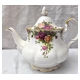 Royal Albert Old Country Roses Tea pot