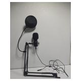 Professional Maono microphone with arm