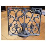 Cast Iron Cookbook Holder w Page Keeper
