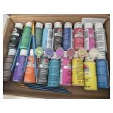 Estate lot of Paint