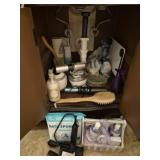Cabinet lot