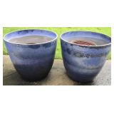 Pair of plastic flower pots