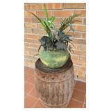 Decorative Outdoor Metal Stand with Pot
