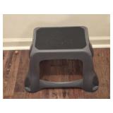 Plastic steps tool
