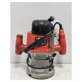Black & Decker Plunge Router Tool WORKING