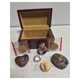 Vtg wooden box with trinkets