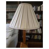 Wood bottom lamp