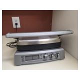 Cuisinart model GR-300 120VAC 60Hz 1800W grill