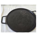 Lodge cast iron pan