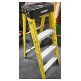Husky 4 tier fiberglass ladder