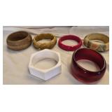 Vtg style chunky fashion bangles