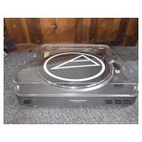 Audio-technica AT-LP60 vinyl player
