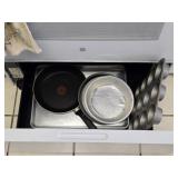 Drawer of Misc Metal Cooking Pans & More
