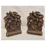 Vintage molded wood composite bookend