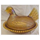 Vtg marigold iridescent carnival glass Hen on nest