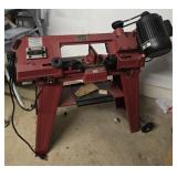 Central machinery metal cutting bandsaw