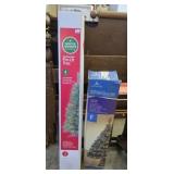 Lot of 2 small Christmas tree
