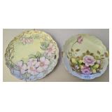 Lot of 2 flower plates