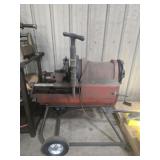 Heavy duty electric portable pipe threading