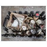 collection used & vintage gas pressure regulators