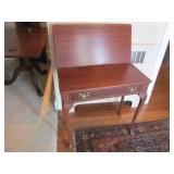 Biggs Queen Anne Console Card Table Folding