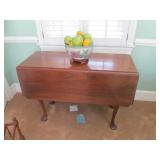 Queen Anne Colonial Type Drop Leaf Table