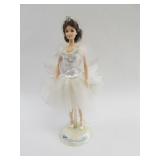 Classical Ballet Barbie Doll Swan Lake Queen 1997