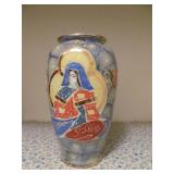 Satsuma Moriage Vase