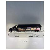 Ertl, International cab with a reefer trailer