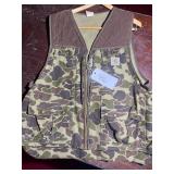 XL Carhart vest, camo vest