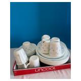 Corelle blue flower trimmed dish set