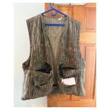 Camouflage vest- large