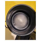 Enamel 20 quart kettle