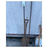 Digging irons/shovel