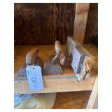 Irons, flush mount door knob