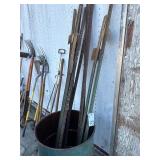 T post lot with drum