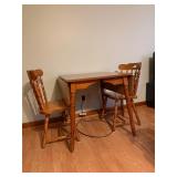 Drop leaf kitchenette table w/ 2 chairs