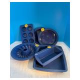 6 Smartware silicon baking pans