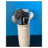 8" crock and utensils