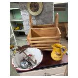 Scale wooden basket, Heart wreath