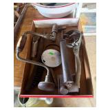 brace, sprayer, oil wrench