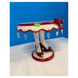 Ornamental cake stand