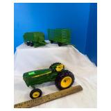 John Deere 2 green wagons
