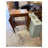 Magazine table & suitcase