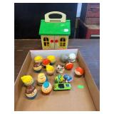 Little Tikes House, Weeble