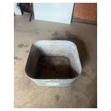 Wheeling Galvanized Tub (good condition)