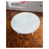 Table (White) Glass top